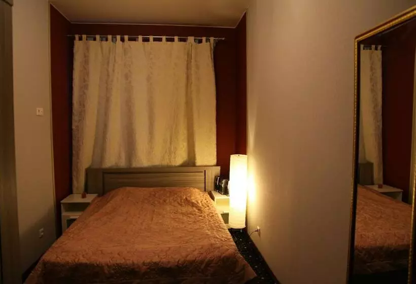 پانسیون Guest House Idea House