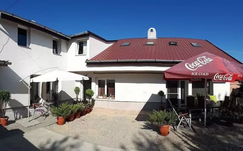 Majatalo Hedi Vendeghaz