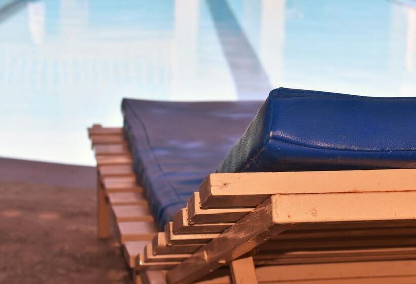 Pension Leinmach House, Nyali