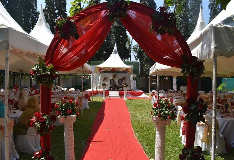 Pension Leinmach House, Nyali