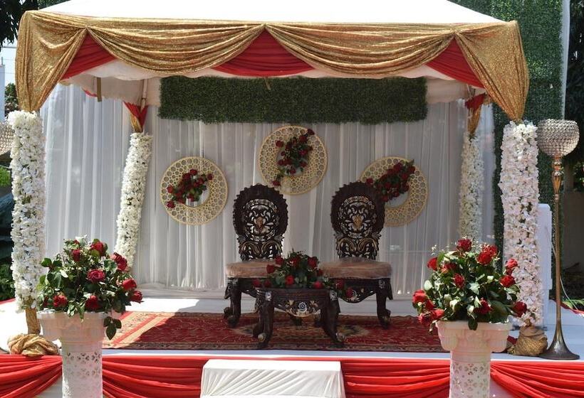 Pension Leinmach House, Nyali