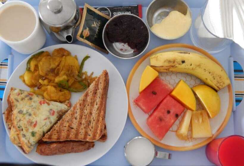 Pension Leinmach House, Nyali