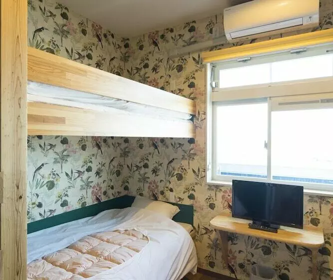 Aoshima Fisherman's Beachside Hostel & Spa