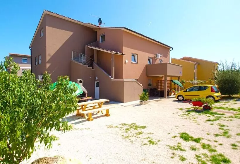 Apartments Biljana 1480