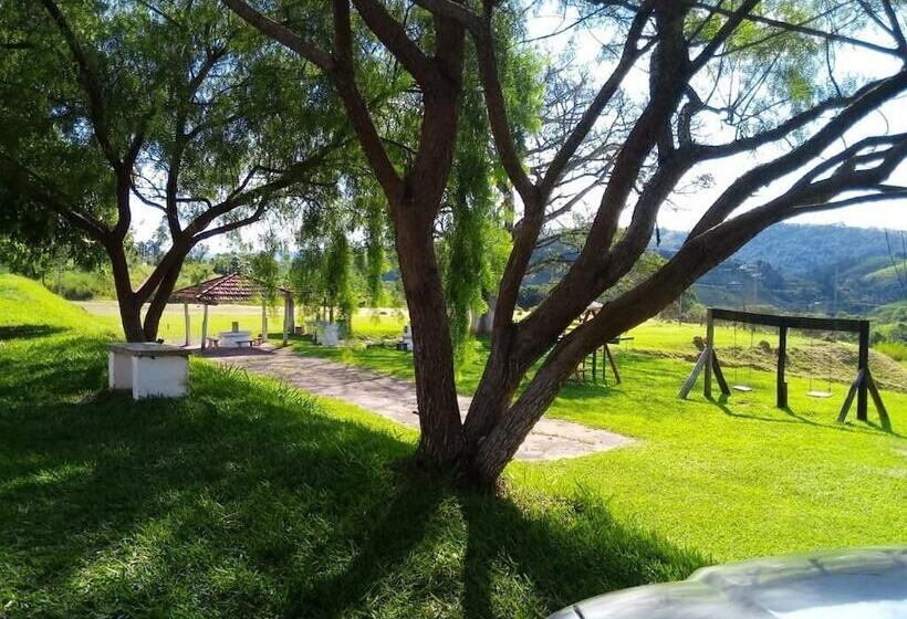 ホテル Chalés Parque Aquático