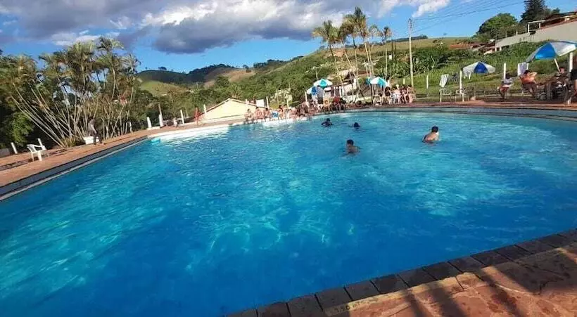 Hotelli Chalés Parque Aquático