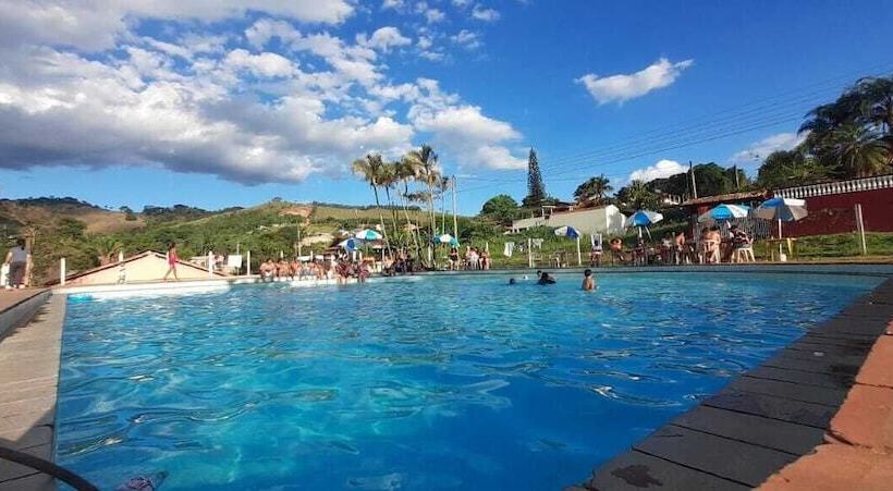 ホテル Chalés Parque Aquático