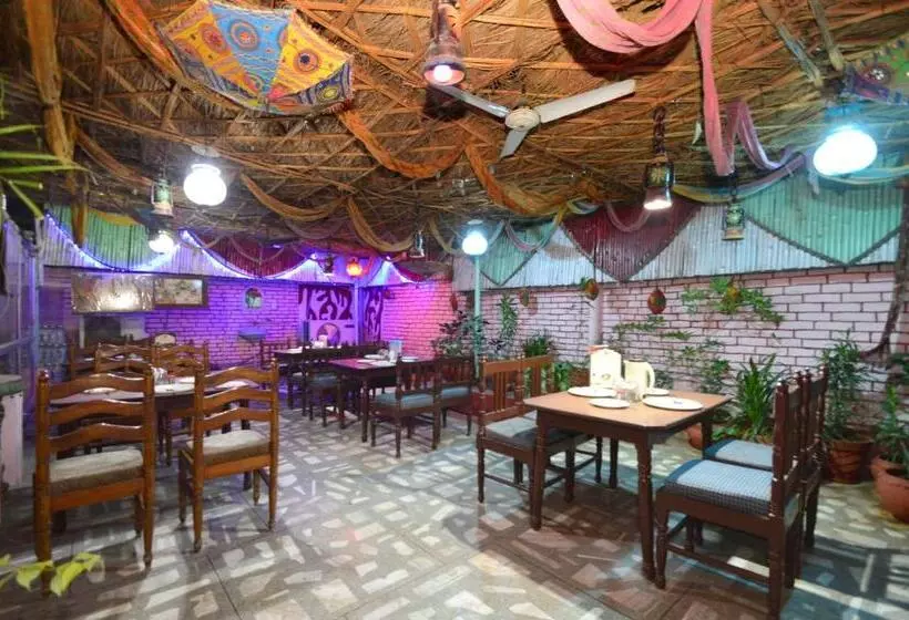 هتل Jai Maa Palace