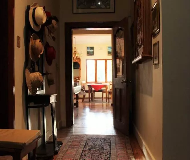 ペンション Green Olive Guesthouse