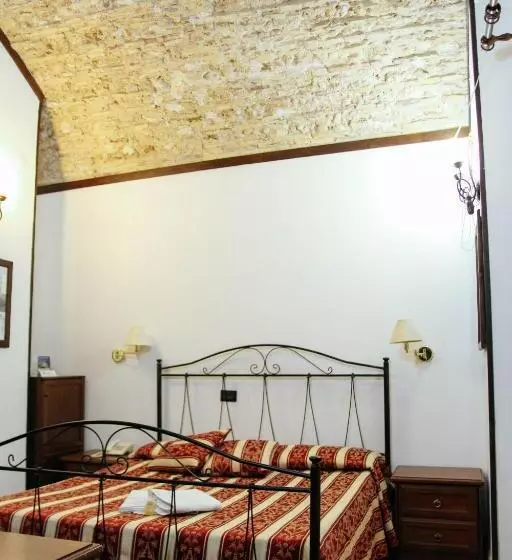 مسافرخانه Concordia Rooms B&b