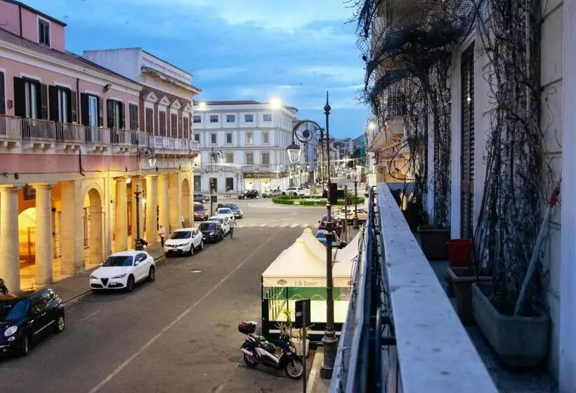 مسافرخانه Concordia Rooms B&b