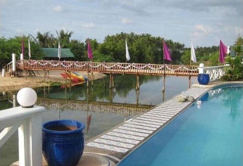 호텔 Punta Riviera Resort