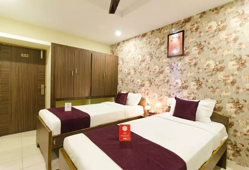 ホテル Sri Krishna Residency