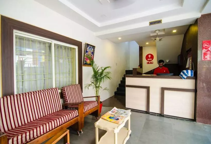 ホテル Sri Krishna Residency