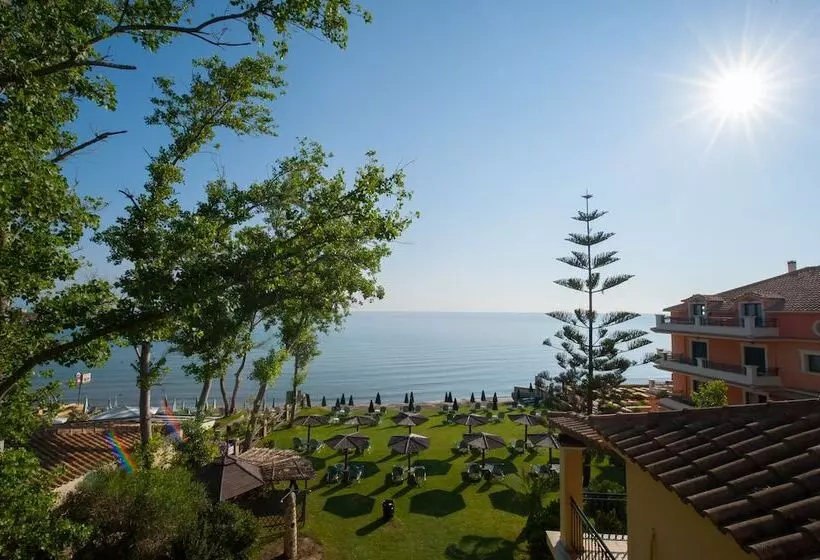 هتل Zarkadis Beach Apartments