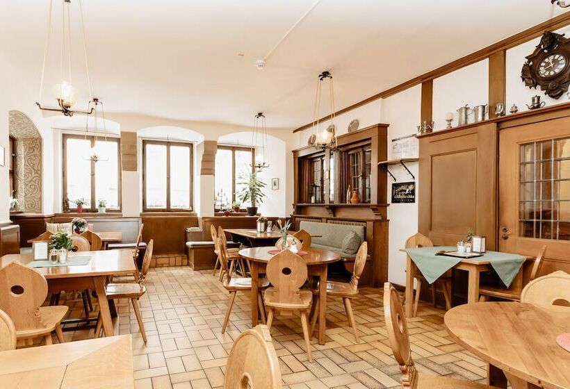 ペンション Gasthof Goldener Greifen