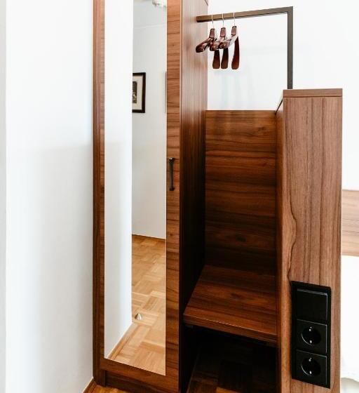 ペンション Gasthof Goldener Greifen