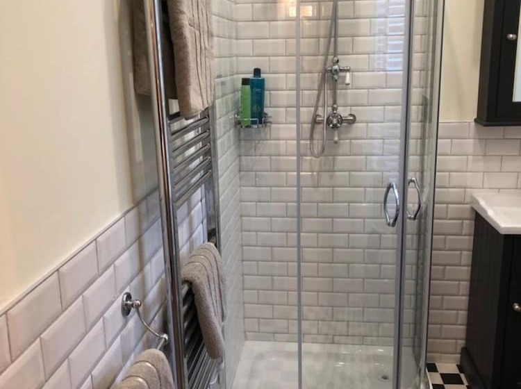 膳宿费 The Old Dispensary