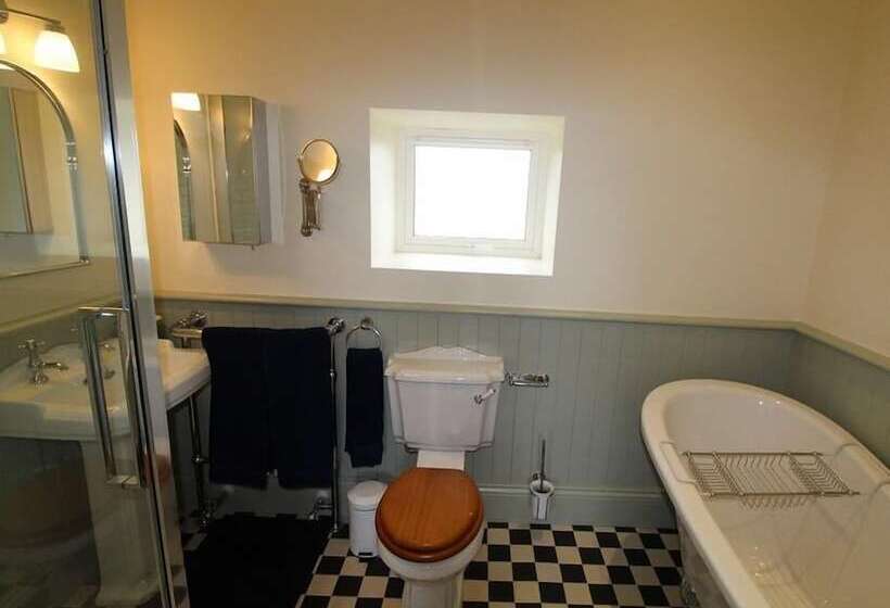 膳宿费 The Old Dispensary