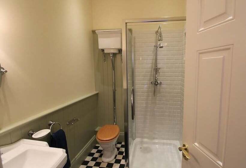 膳宿费 The Old Dispensary