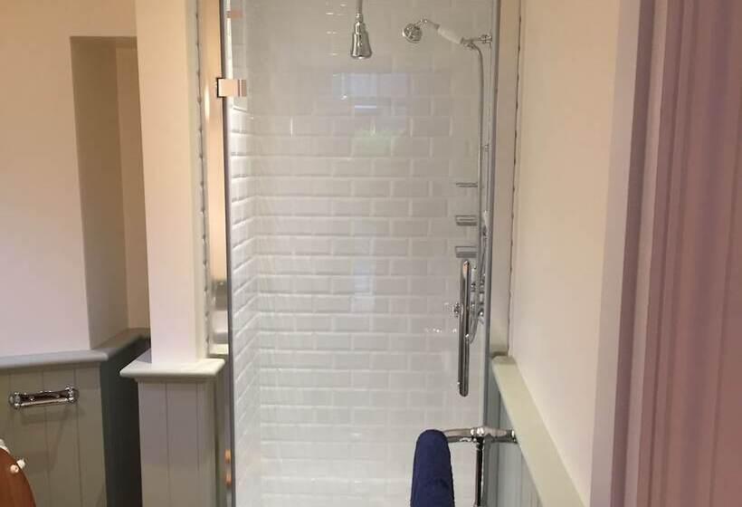 膳宿费 The Old Dispensary