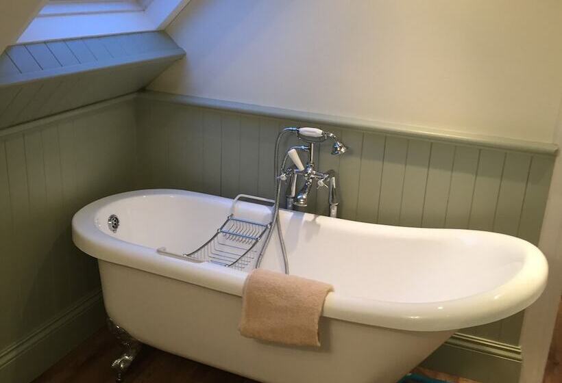 膳宿费 The Old Dispensary