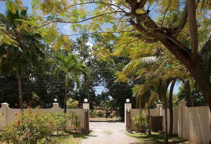 پانسیون Villa Confort