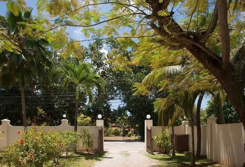 پانسیون Villa Confort