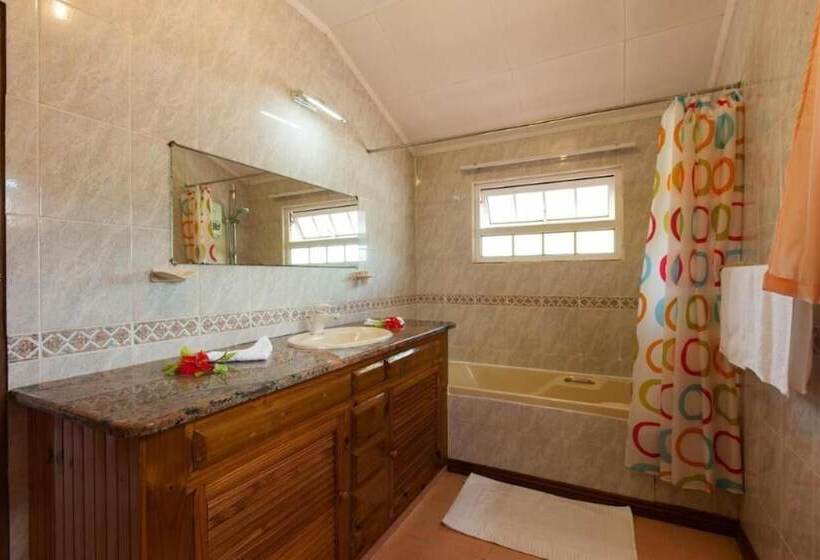 پانسیون Villa Confort