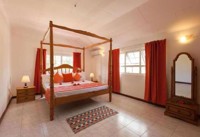 پانسیون Villa Confort