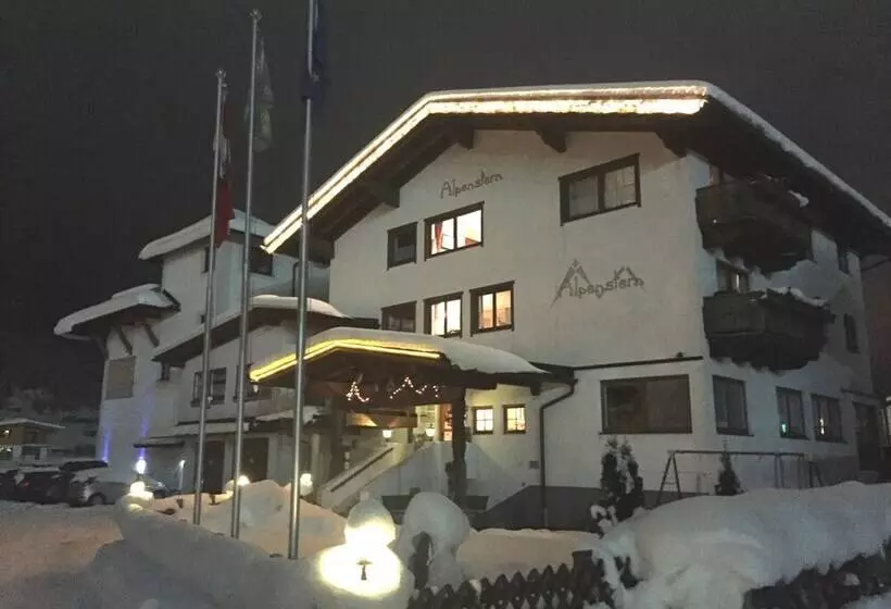 ペンション Alpenstern Rooms & Suites