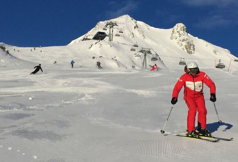 Пансион Alpenstern Rooms & Suites