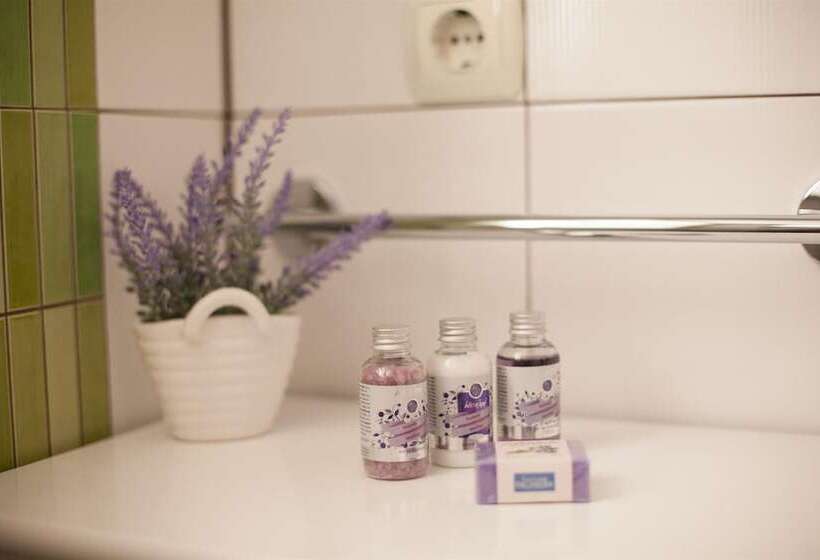 Apartment & Room Ursa