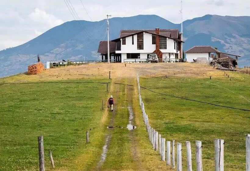 ホテル Hostería Loma Larga   Cayambe