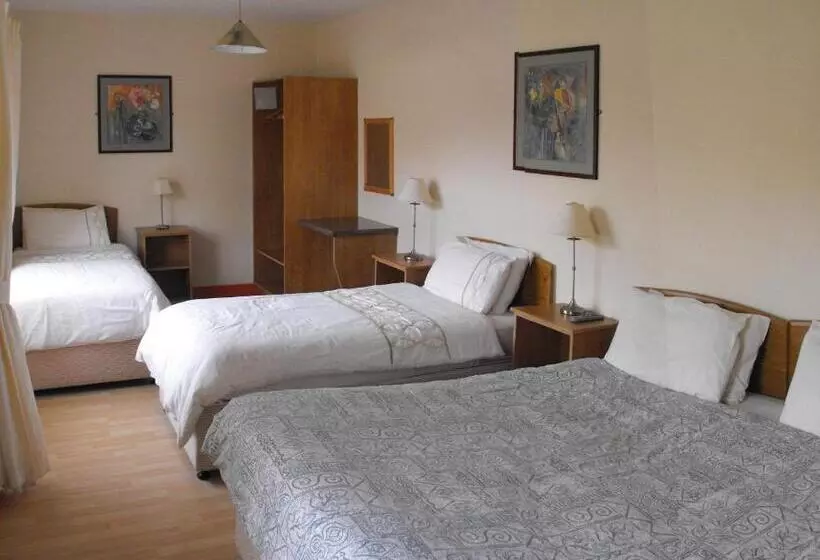 ペンション Myles Creek