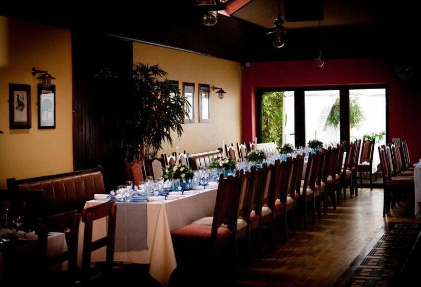 بنسيون Myles Creek