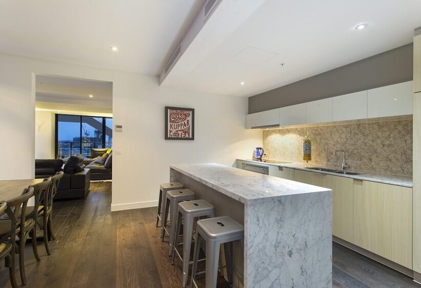 Platinum Apartments On Southbank