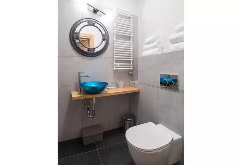 Too Good Apartments