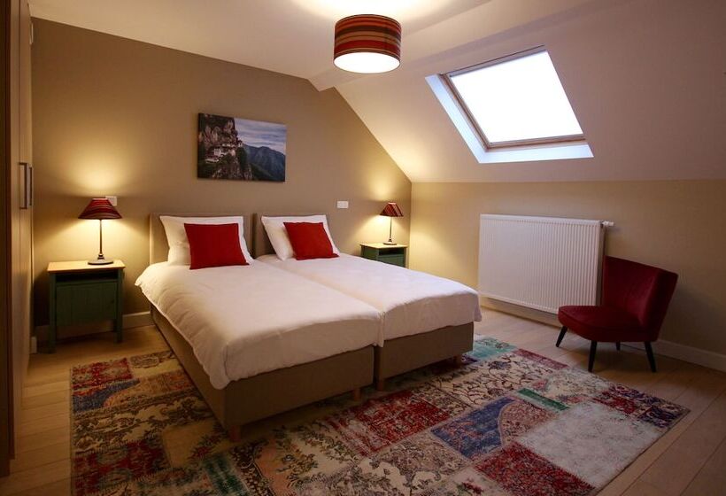 تختخواب و صبحانه Hooome