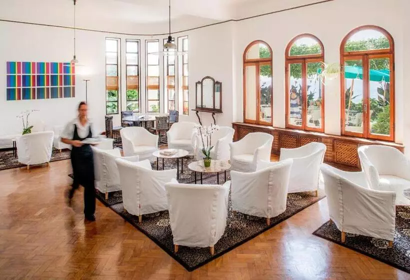 مسافرخانه Beau Sejour