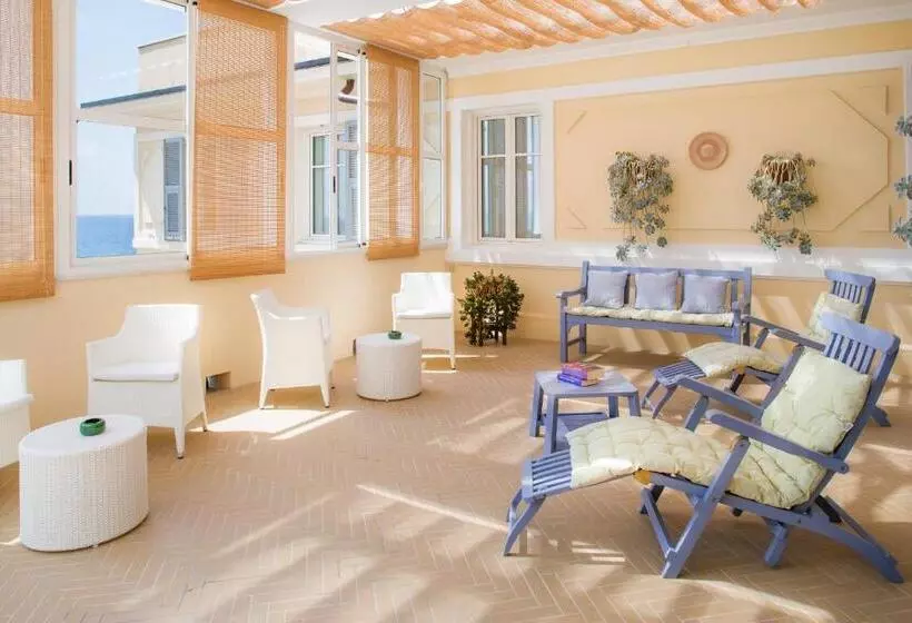 مسافرخانه Beau Sejour