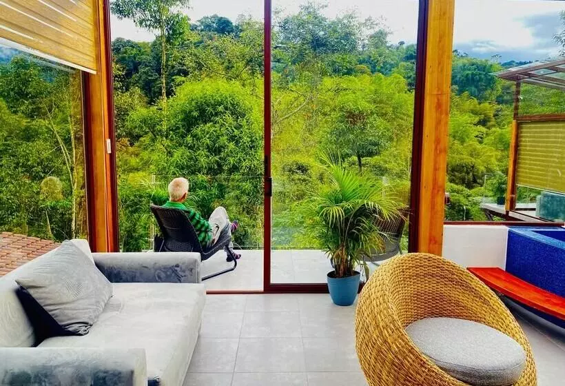 هتل Coffee Lodge Cristal Glamping & Spa