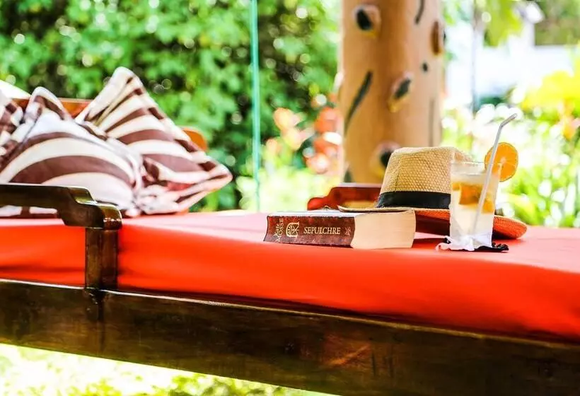هتل Coffee Lodge Cristal Glamping & Spa