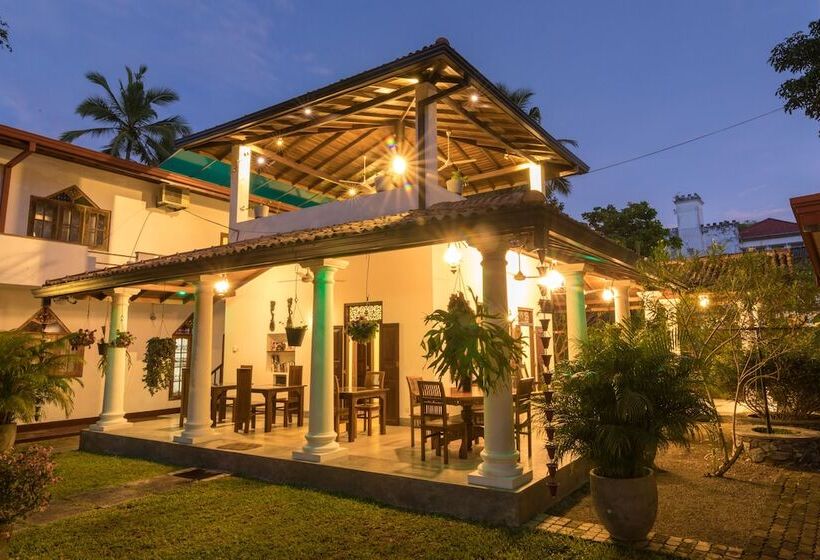هتل Green Villa Unawatuna