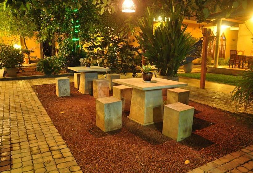 هتل Green Villa Unawatuna