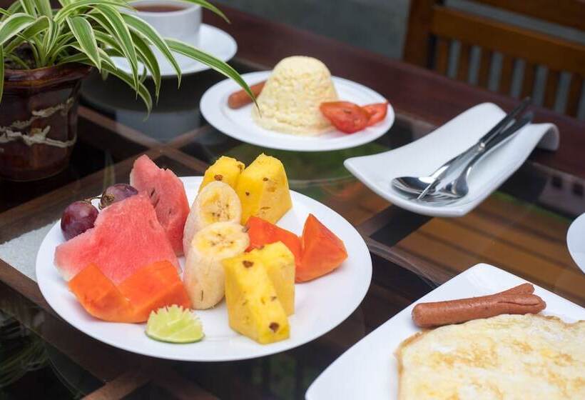 هتل Green Villa Unawatuna