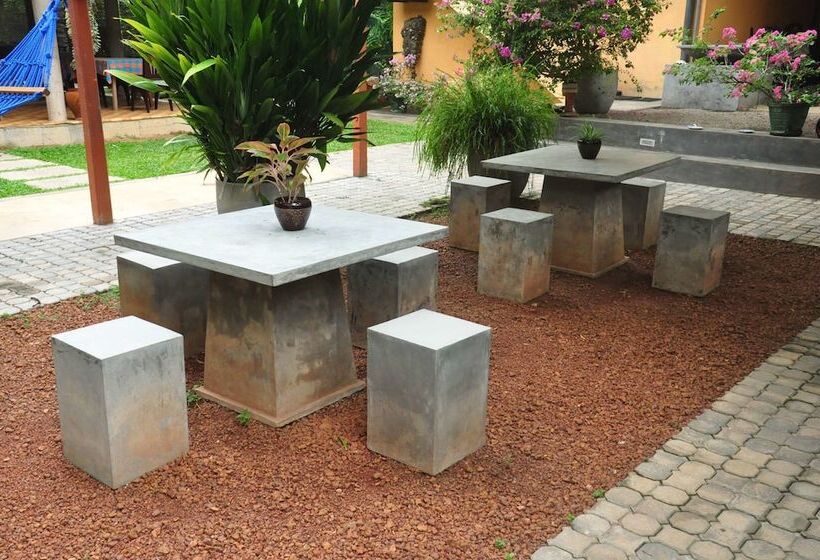 هتل Green Villa Unawatuna