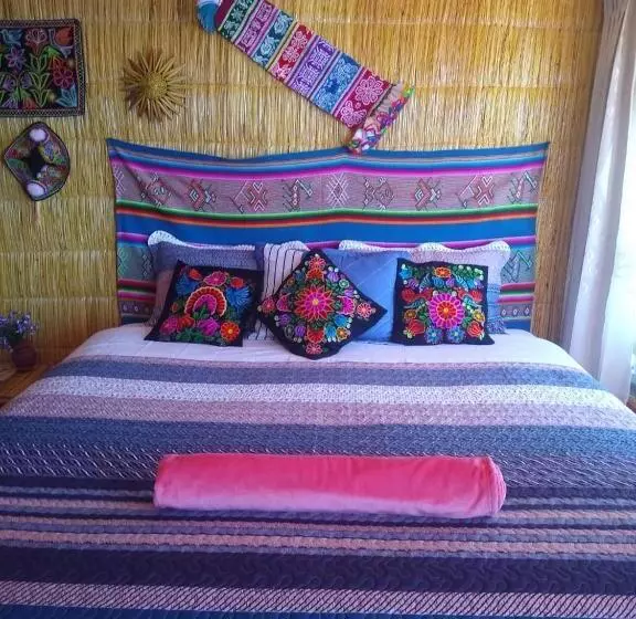 ホテル Uros Titikaka The Best Lodge