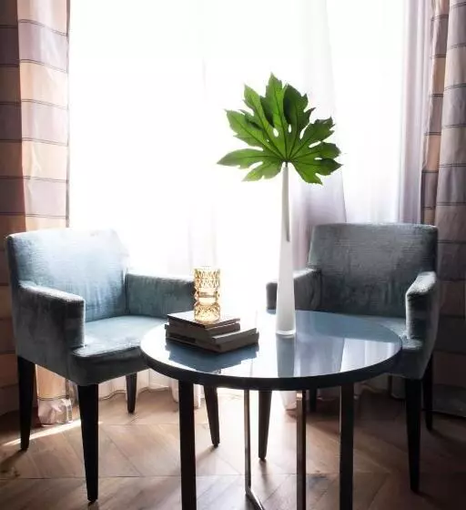 Le Quattro Dame Luxury Suites
