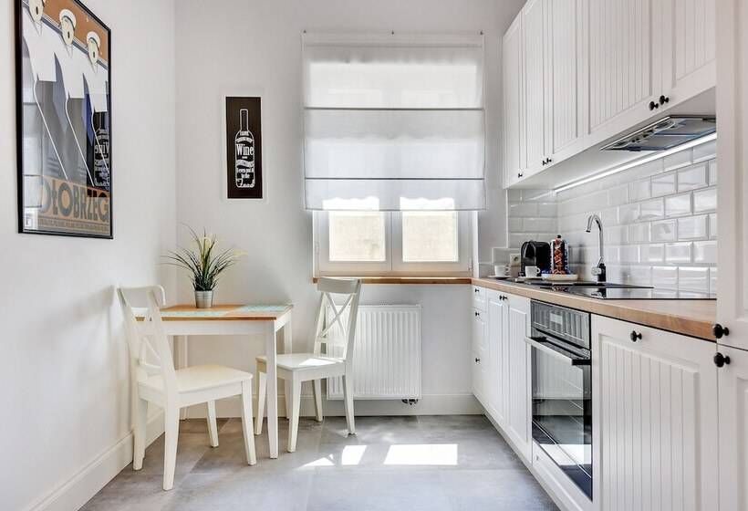 Lion Apartments   Monte Deluxe